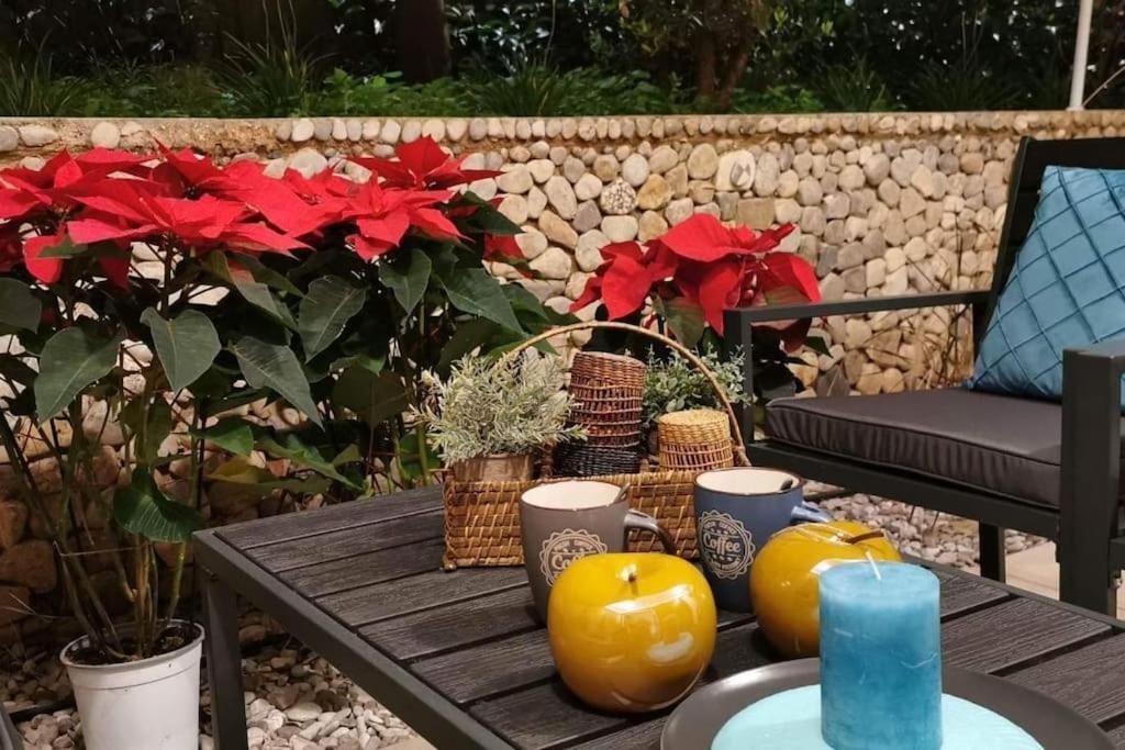 Elegant Seaside 2 Floor Apartment أثينا المظهر الخارجي الصورة