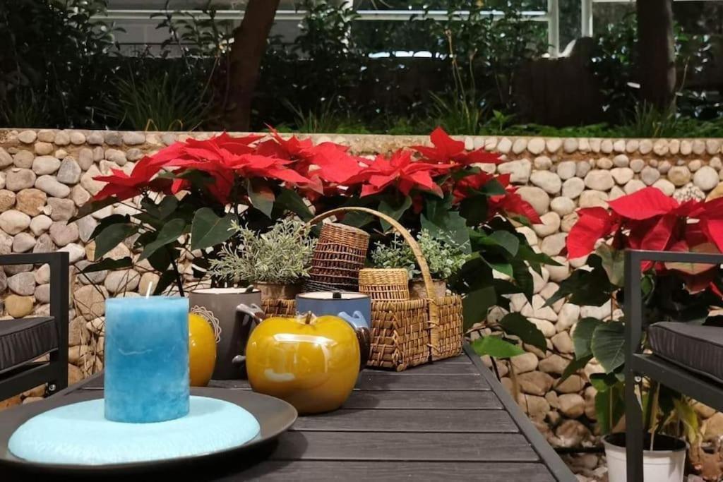 Elegant Seaside 2 Floor Apartment أثينا المظهر الخارجي الصورة