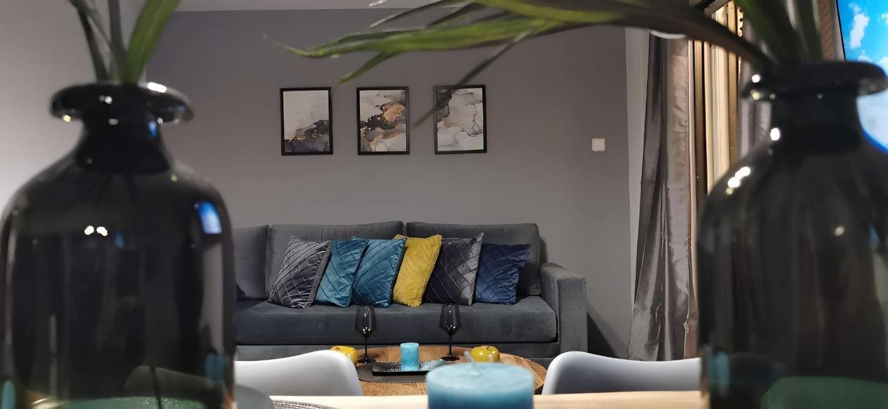 Elegant Seaside 2 Floor Apartment أثينا المظهر الخارجي الصورة